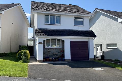 3 bedroom detached house for sale, Britten Drive, Barnstaple, EX32