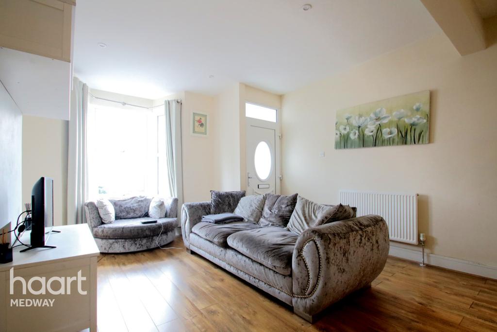 Imperial Road, Gillingham 3 bed terraced house £290,000