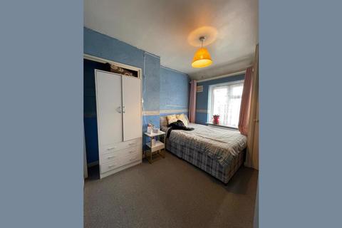 3 bedroom terraced house for sale - Sheppey Road, Dagenham, Essex
