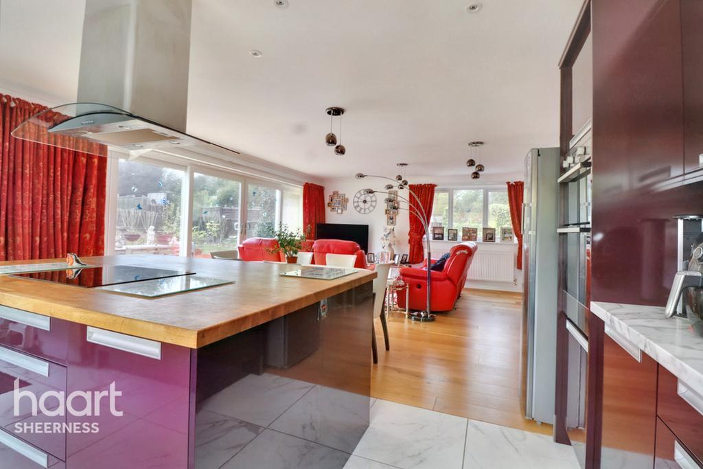 Bell Farm Lane, Sheerness 3 bed bungalow £400,000