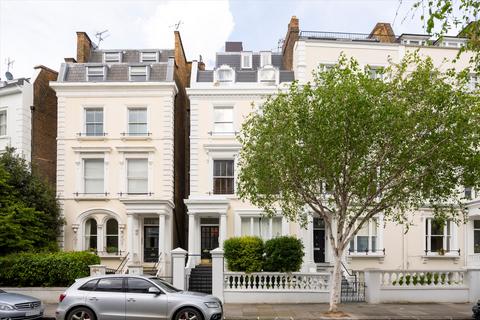 2 bedroom flat for sale, Pembridge Crescent, London, W11