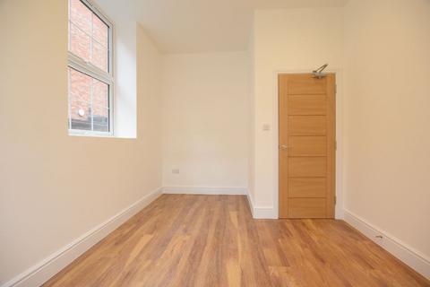 1 bedroom flat to rent, Romford Road, Stratford, E15