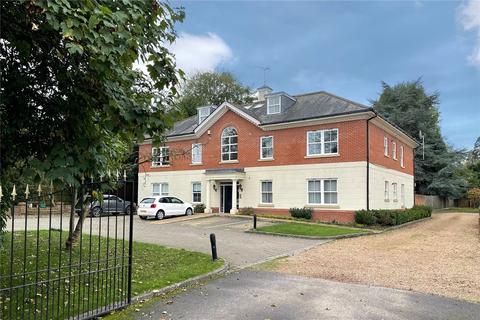 3, Cedar Court Cedar Close, Bagshot, GU19 5AN