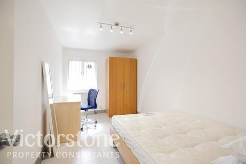 4 bedroom apartment to rent, Oakshott Court, Polygon Road, Euston, London, NW1