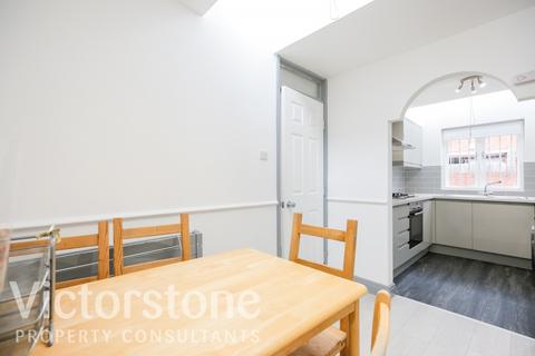 4 bedroom apartment to rent, Oakshott Court, Polygon Road, Euston, London, NW1