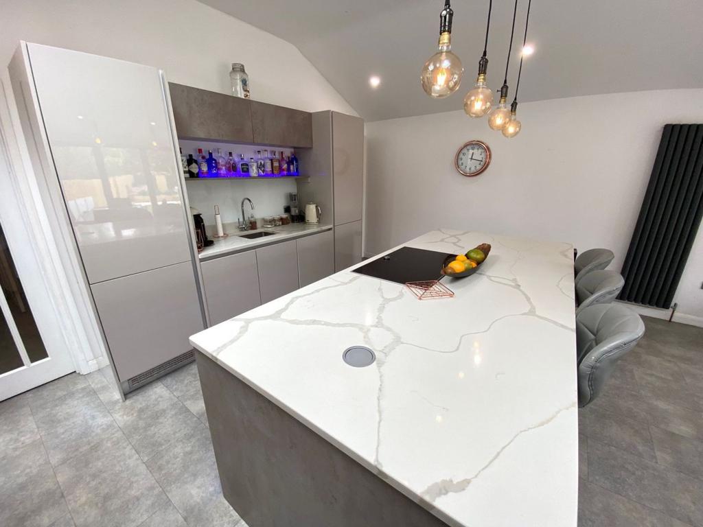 Kitchen/diner/family room