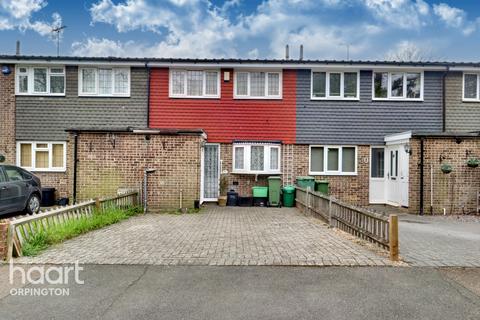 31 Aylesham Road, Orpington, BR6 0TX