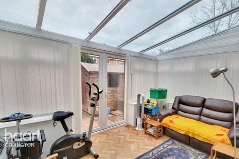 31 Aylesham Road, Orpington, BR6 0TX