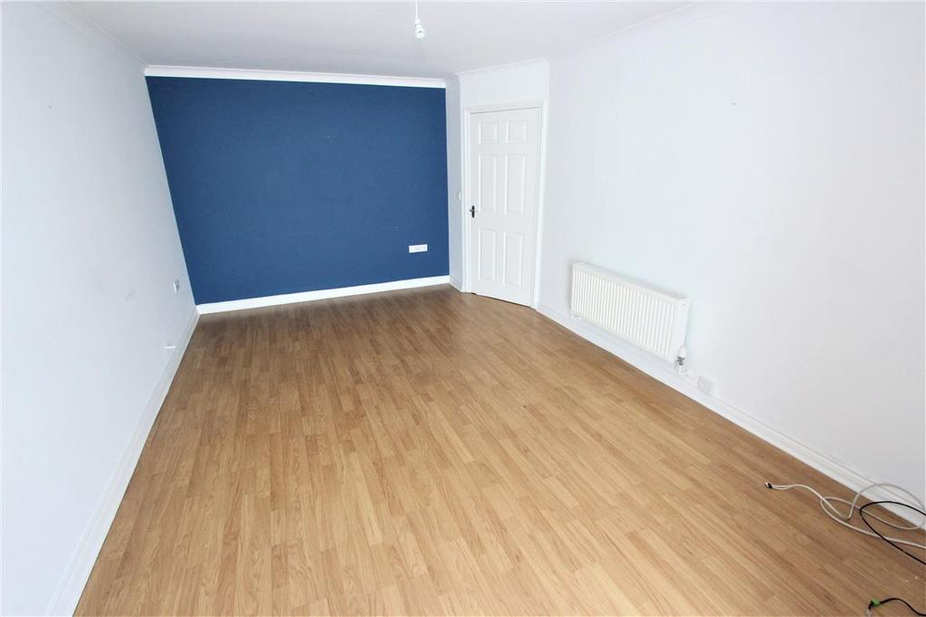 Somerville Crescent, Ellesmere Port 2 bed detached bungalow £185,000