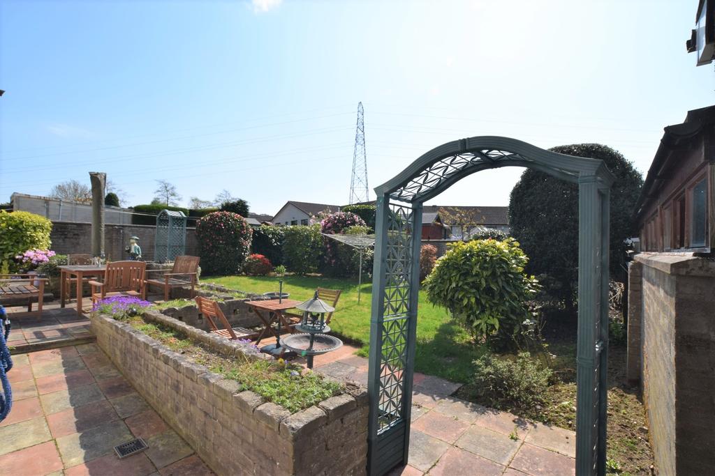 15 Minden Crescent, Dumfries, DG1 4EB 3 bed detached house £210,000