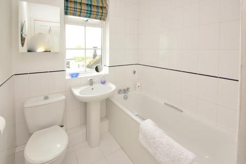 4, Manor Cottages Ham Lane, Old Windsor, Windsor, SL4 2JR