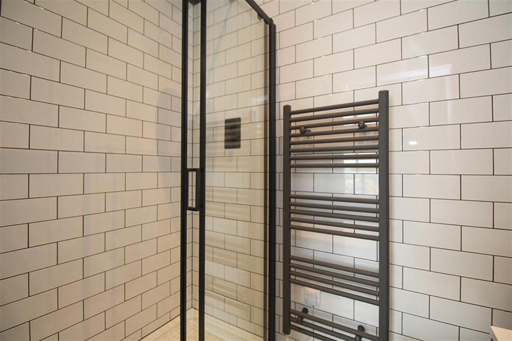 Ensuite Shower Room