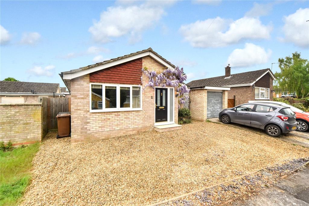 Arrowhead Drive, Lakenheath, Brandon, Suffolk, IP27 2 bed bungalow for