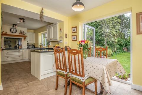 17 Hazelton Close, Marlbrook, Bromsgrove, B61 0JF