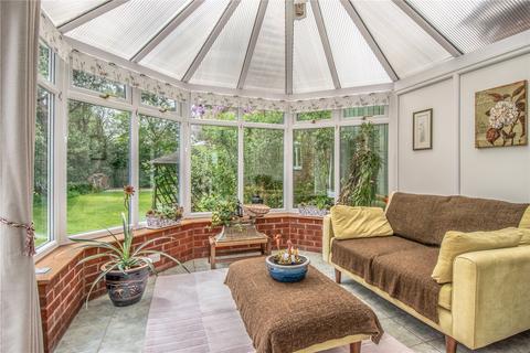 17 Hazelton Close, Marlbrook, Bromsgrove, B61 0JF