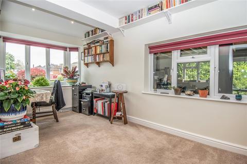 17 Hazelton Close, Marlbrook, Bromsgrove, B61 0JF
