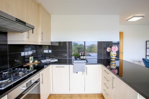 Flat C, 19 King Edwards Gardens, London, W3 9RE
