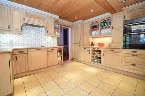 4 bedroom detached house for sale - Uppingham Road, Leicester, LE5