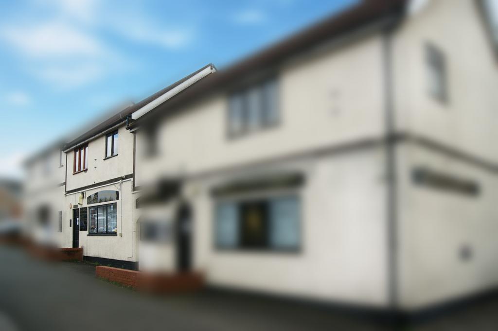Talbot Square, High Street, Cleobury Mortimer, DY14 Shop to rent £500