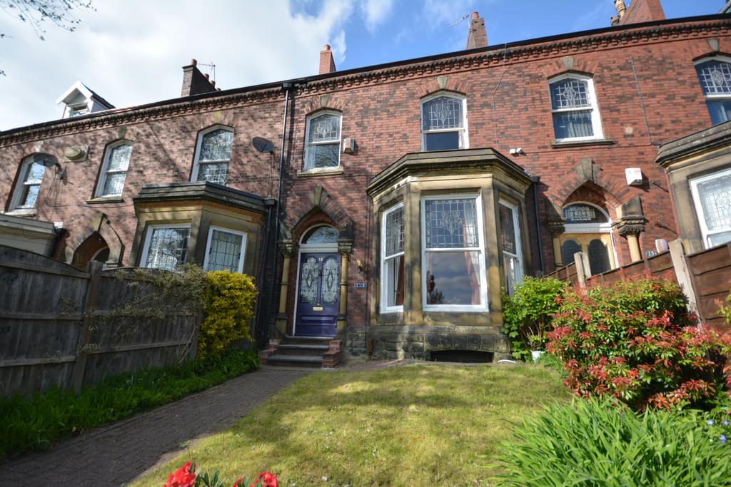 13 Queens Road , Oldham  OL8 2 AX