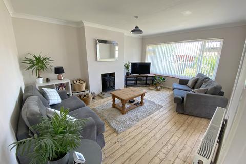 12 Cornmill Gardens, Polegate, BN26 5NJ