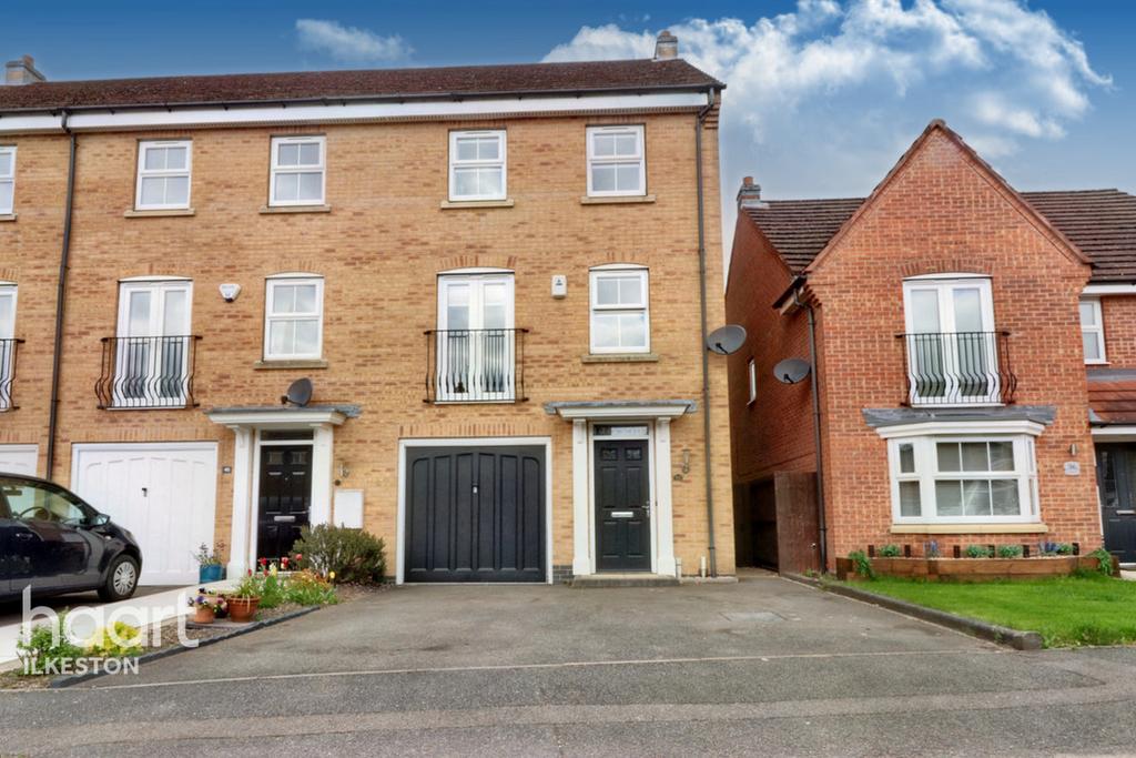 Trinity Way, Heanor 3 bed end of terrace house £250,000