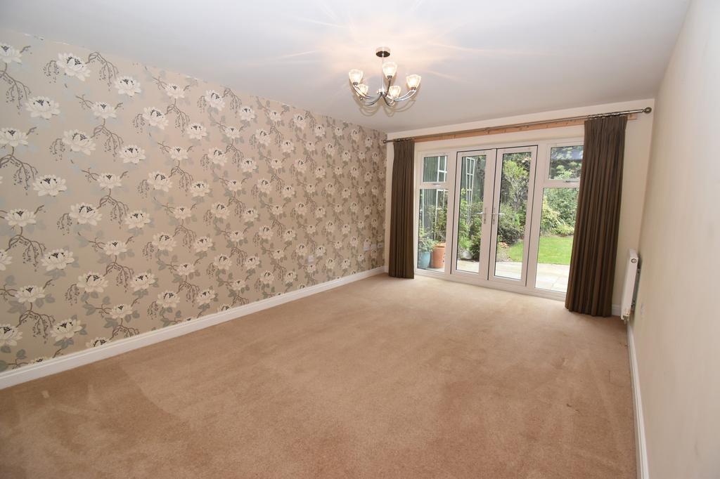 Manders Croft, Southam, Warwickshire, CV47 4 bed semidetached house