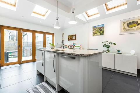 11 Stuart Road, London, SW19 8DJ