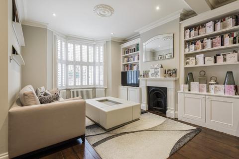 6 Winfrith Road, London, SW18 3BD