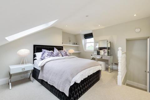 6 Winfrith Road, London, SW18 3BD