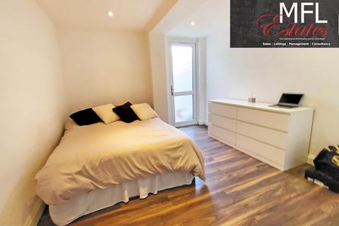 5 bedroom block of apartments for sale - Mitcham Road, Croydon CR0