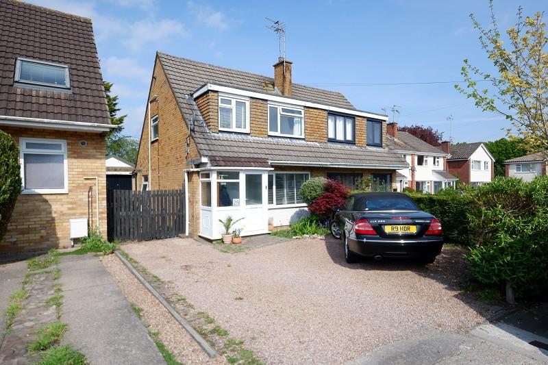 25 Powys Gardens, Dinas Powys, The Vale Of CF64 4LP 3 bed