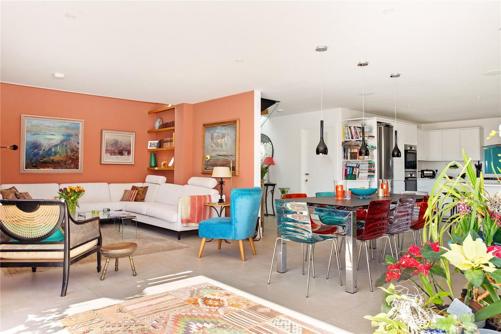Dining/Sitting Room
