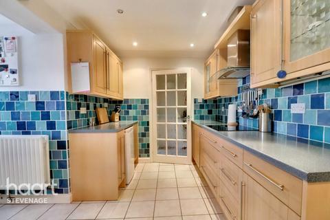 65 Chells Way, Stevenage, SG2 0LB