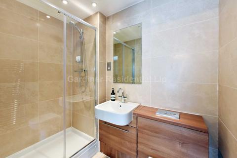 10 Pendlewood Close, London, W5 1UB
