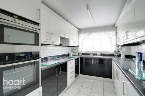 9 Nuns Way, Cambridge, CB4 2LU