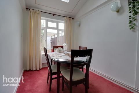 9 Nuns Way, Cambridge, CB4 2LU