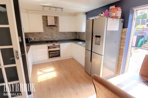 14 Bowden Grove, Dodworth, Barnsley, S75 3TB