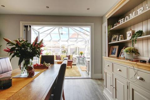 10 Barton Cleave, Roundswell, Barnstaple, EX31 3GT