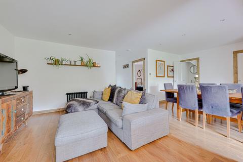 418 Ashingdon Road, Rochford, SS4 3EW