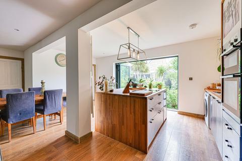 418 Ashingdon Road, Rochford, SS4 3EW