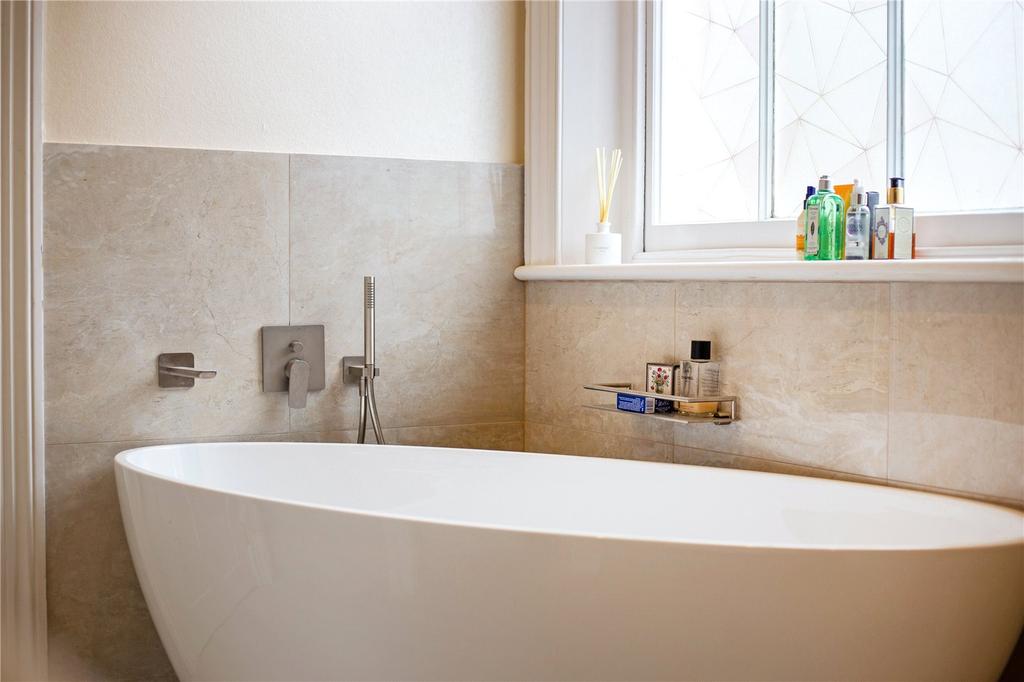 En Suite Bathroom