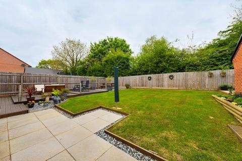 33 Willow Tree Way, Moulton, Northampton, NN3 7BW