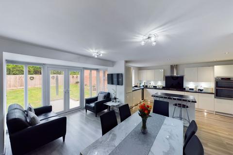 33 Willow Tree Way, Moulton, Northampton, NN3 7BW