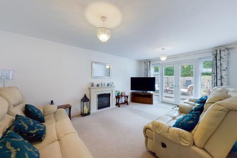 33 Willow Tree Way, Moulton, Northampton, NN3 7BW