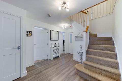 33 Willow Tree Way, Moulton, Northampton, NN3 7BW