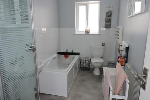 7 Clos Bryncam, Garnant, Ammanford, SA18 1NJ
