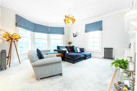 9, Richmond Mansions Denton Road, Twickenham, TW1 2HH