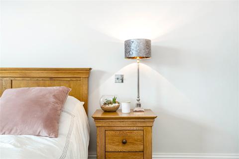 9, Richmond Mansions Denton Road, Twickenham, TW1 2HH