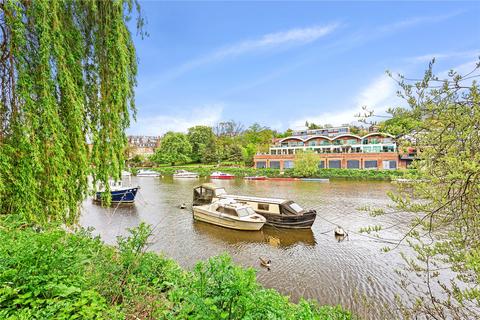 9, Richmond Mansions Denton Road, Twickenham, TW1 2HH
